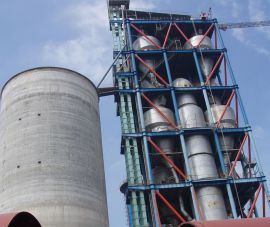 鋼絲膠帶(dai)鬥式提升機(ji)